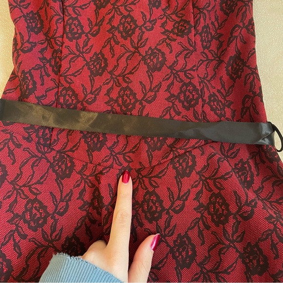 VINTAGE CHARLOTTE RUSSE FORMAL/HOLIDAY DRESS✨ - Picture 5 of 10